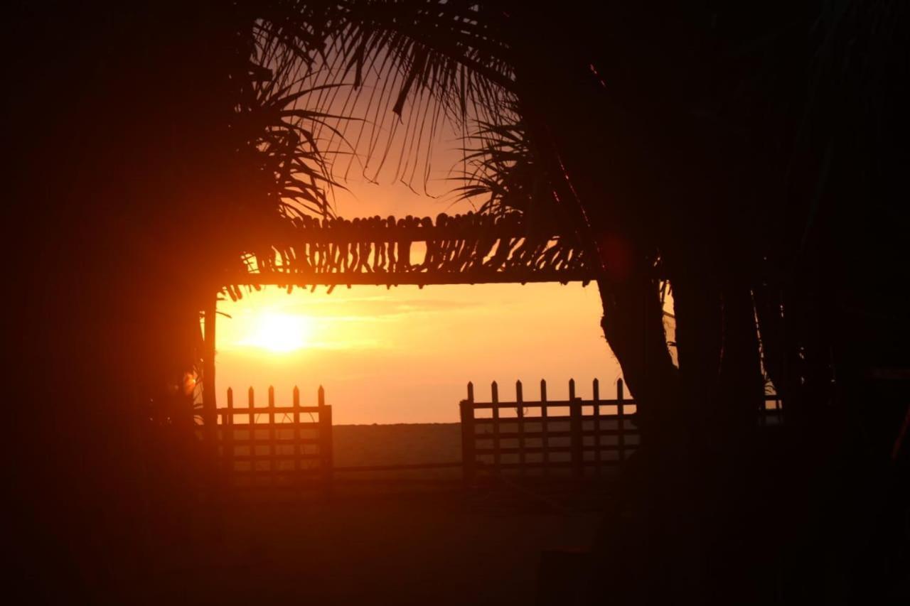 Happy Cocos Beach House Waskaduwa Exterior foto
