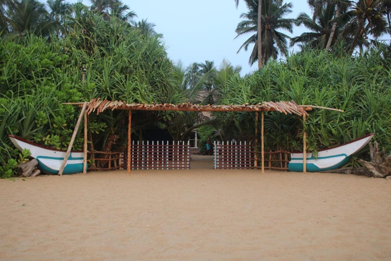Happy Cocos Beach House Waskaduwa Exterior foto